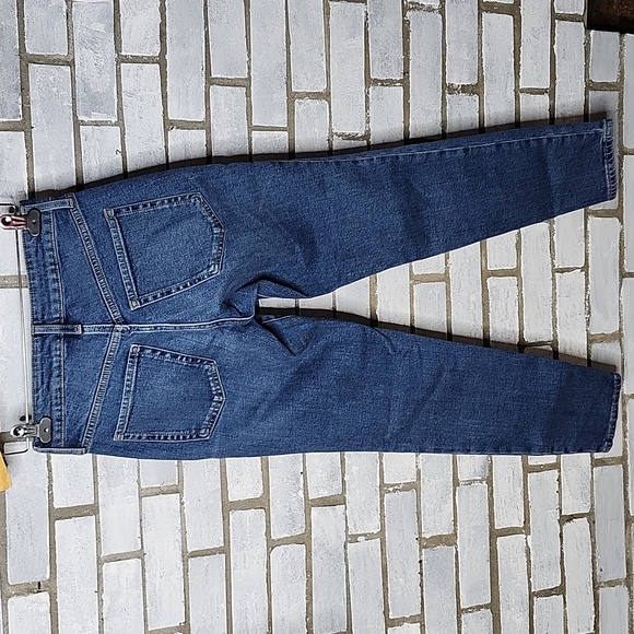 Old Navy Women's High-Rise O.G. Straight Leg Jeans - Size 0 Blue - Picture 2 of 10